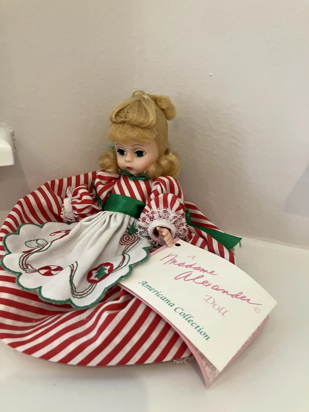 Barbie The Tale of Peter Rabbit Doll in Pink and White Dress by Barbie